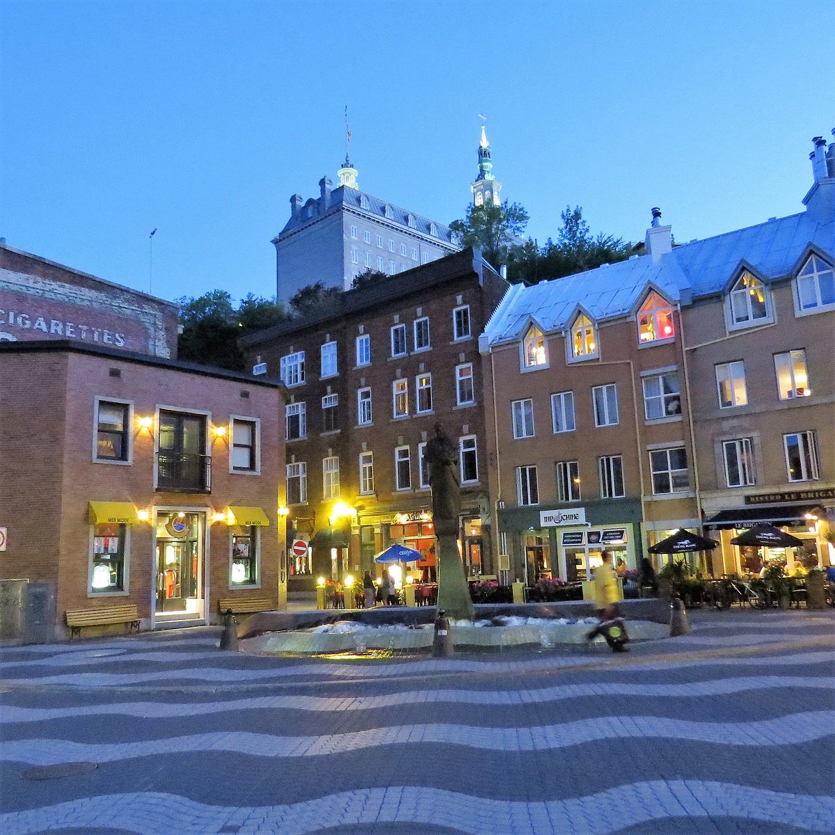 2023_QC_Place_de_la_FAO.jpg